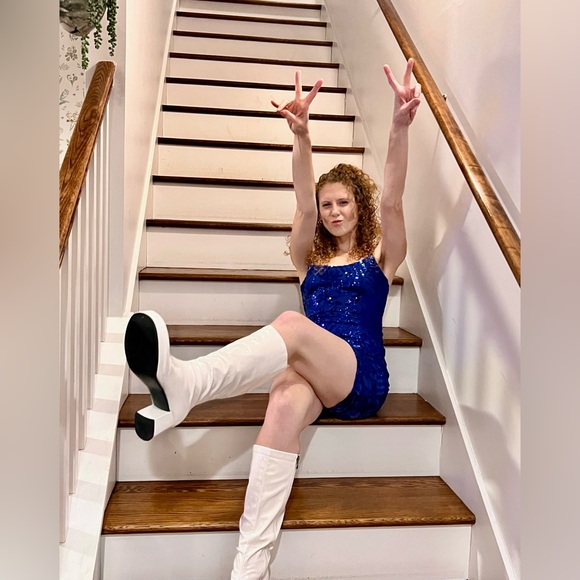 Meet your Posher, Cheyenne - Picture 3 of 13